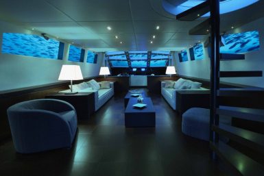 submarine_lounge_seating