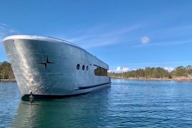 marine-cabin-rotterdam-in-fahrt-2-1