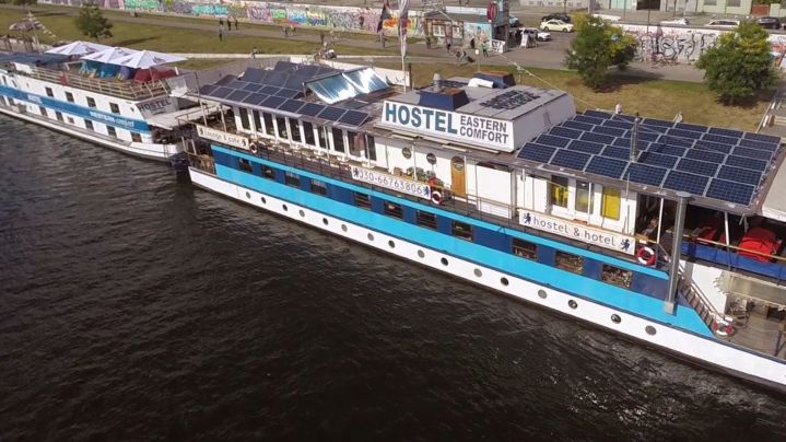 Eastern_Comfort_Hotelboat-Berlin