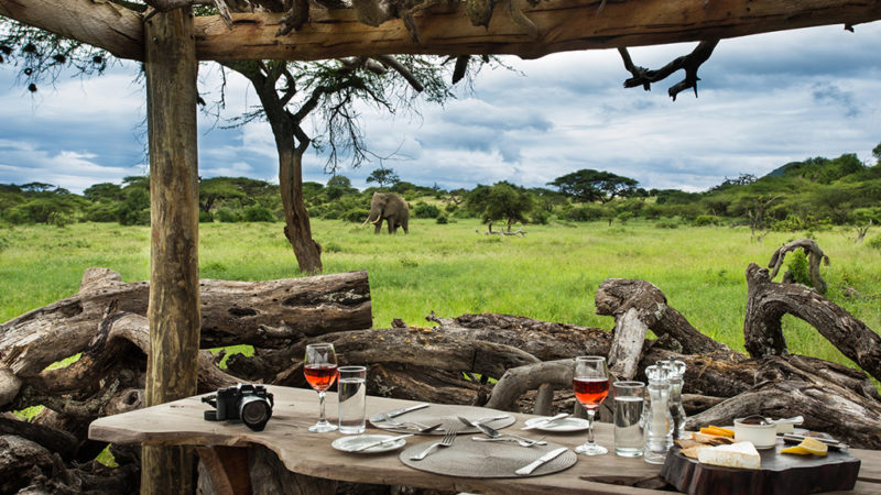 Ol-Donyo-Lodge-dinner